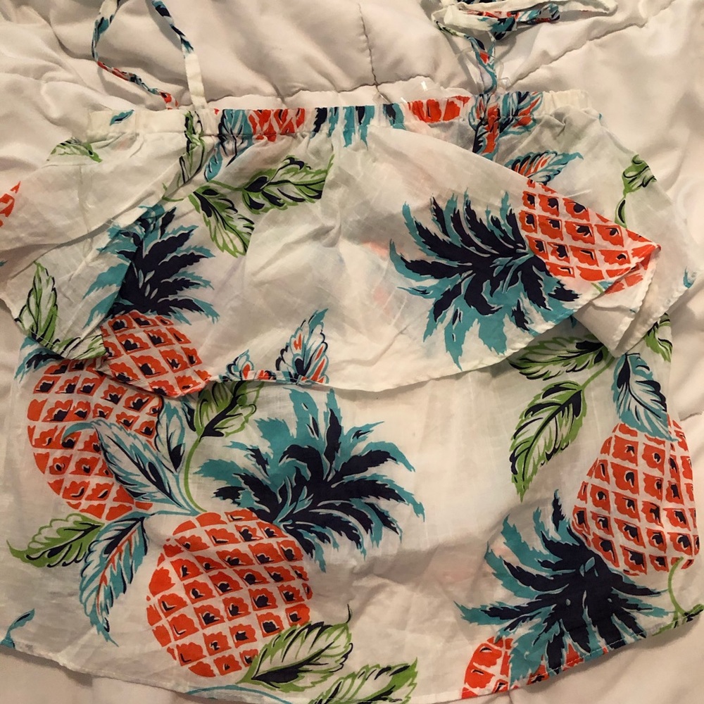 Cute keds crop tied  top